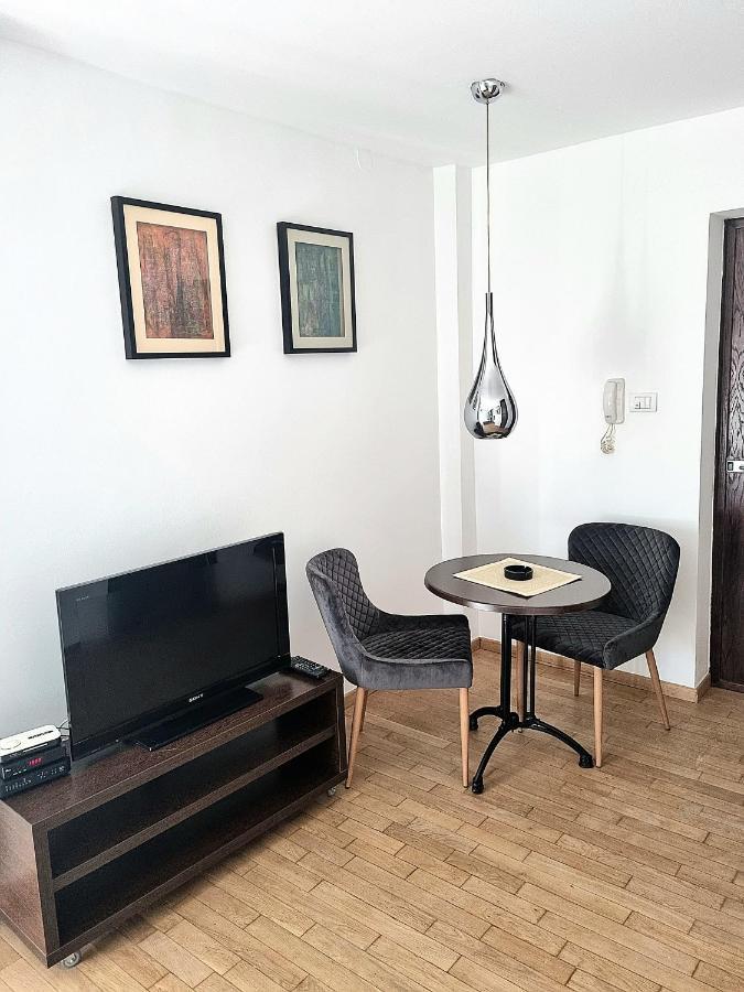 Ferienwohnung Dixy 2 Belgrad Exterior foto